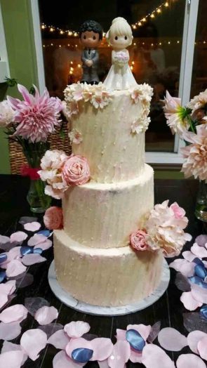 3 tiered buttercream wedding cakes oak park
